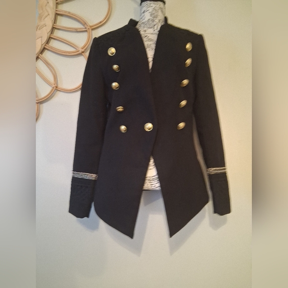 Romeo & Juliet Couture Military Lace Gold Buttons Blazer Jacket Size M - Picture 3 of 10